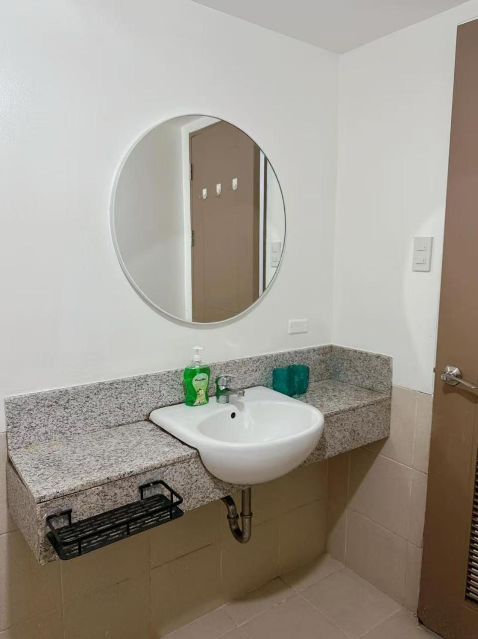 Alea Residence 21 Las Piñas Ngoại thất bức ảnh